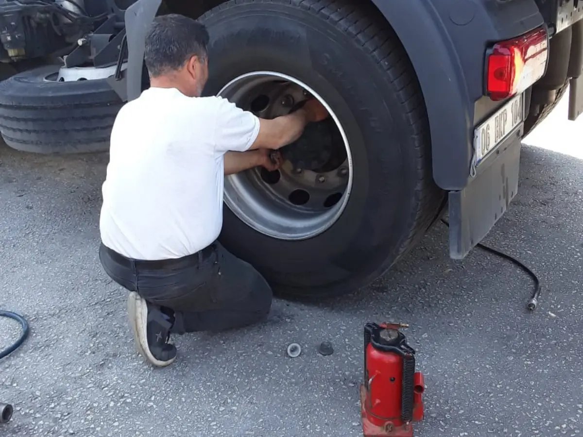 Söğütlü Oto Lastikçi